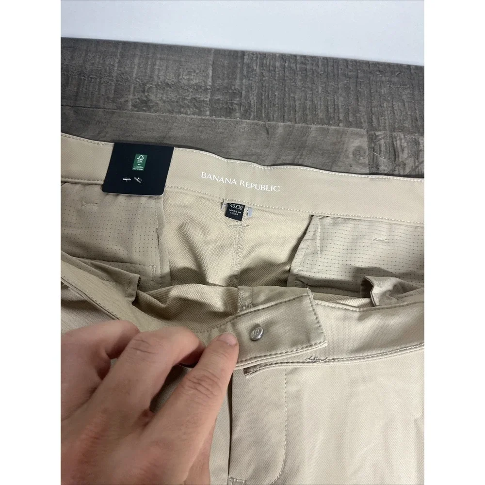 Banana Republic new banana